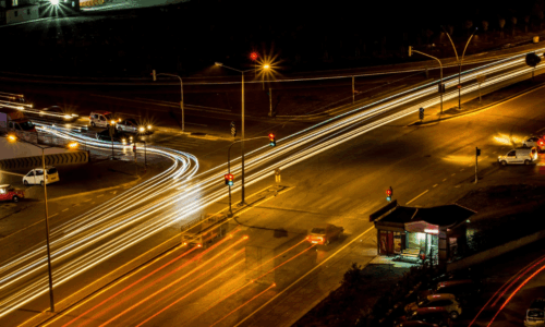 rear-ended-at-a-stoplight:-should-you-brake-or-relax-before-impact?