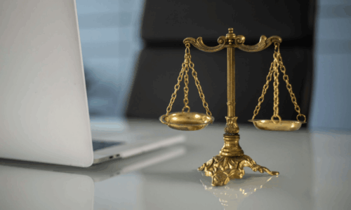 why-you-shouldn't-handle-a-case-alone:-5-key-reasons-to-hire-a-lawyer